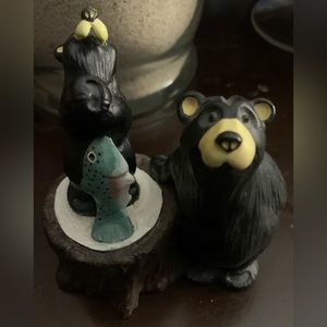 Kritter hollows bear sculpture